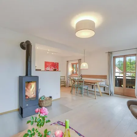 Ferienwohnung Mittertenn Alte Gendarmerie Appartamento